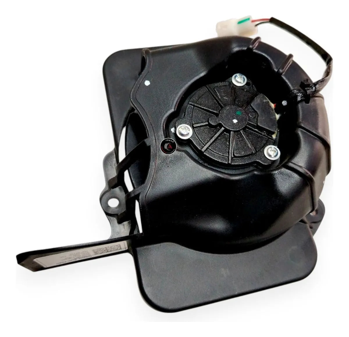 Ventilador de radiador original para moto Bajaj Pulsar NS 200 referencia JP601235 vista frontal de aspas.