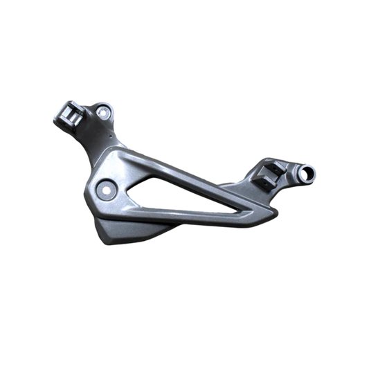 Base soporte reposapié derecho plateado original Bajaj referencia JD113036 - Electromotor